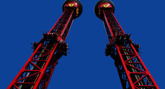 ThrillTowersImg ThrillTowersImg